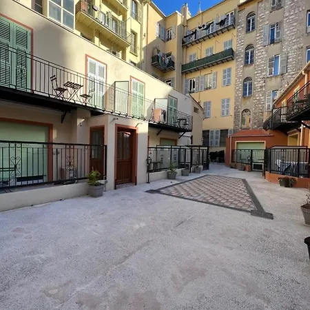 La Cour Du Centre Apartamento *
