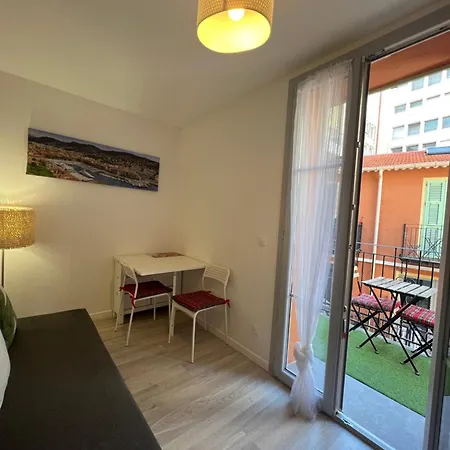 Apartamento La Cour Du Centre *